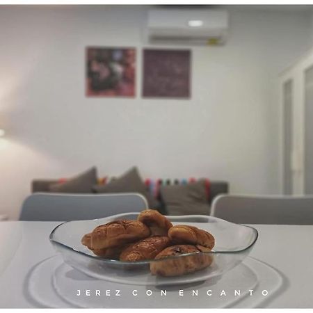 Atico En Pleno Centro De Jerez Sin Ascensor Apartment เฮเรซ เด ลาฟรอนเตรา ภายนอก รูปภาพ