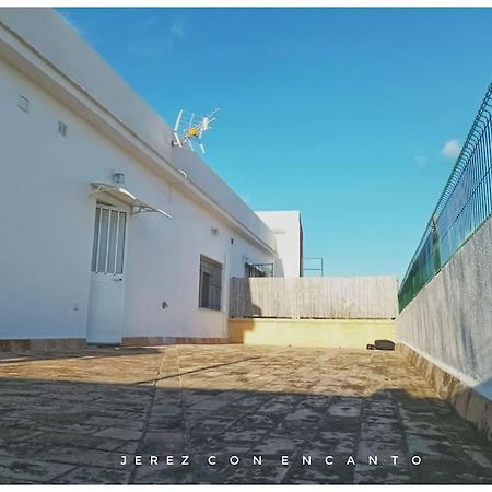Atico En Pleno Centro De Jerez Sin Ascensor Apartment เฮเรซ เด ลาฟรอนเตรา ภายนอก รูปภาพ