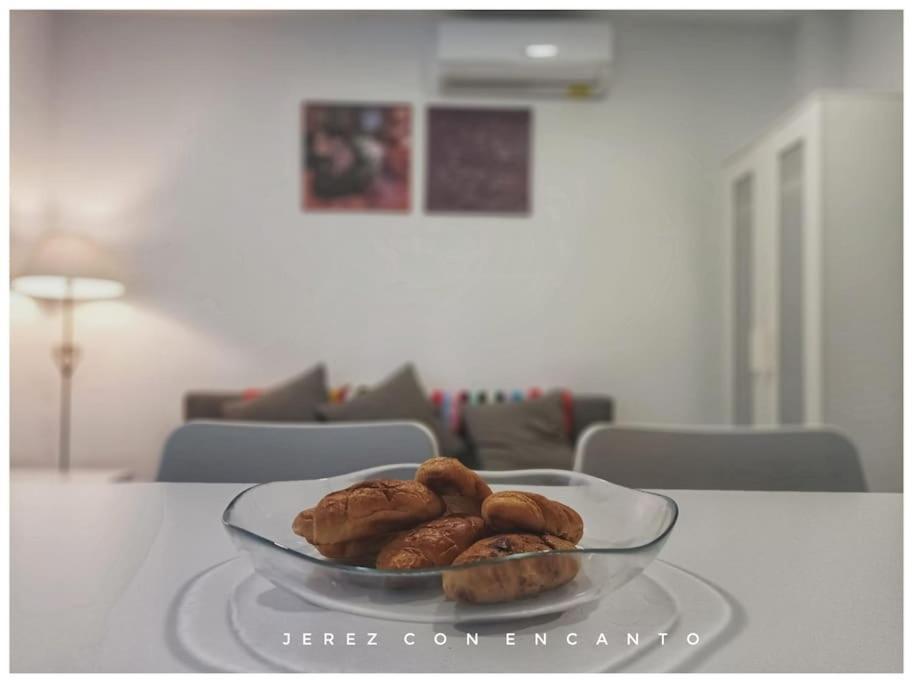Atico En Pleno Centro De Jerez Sin Ascensor Apartment เฮเรซ เด ลาฟรอนเตรา ภายนอก รูปภาพ